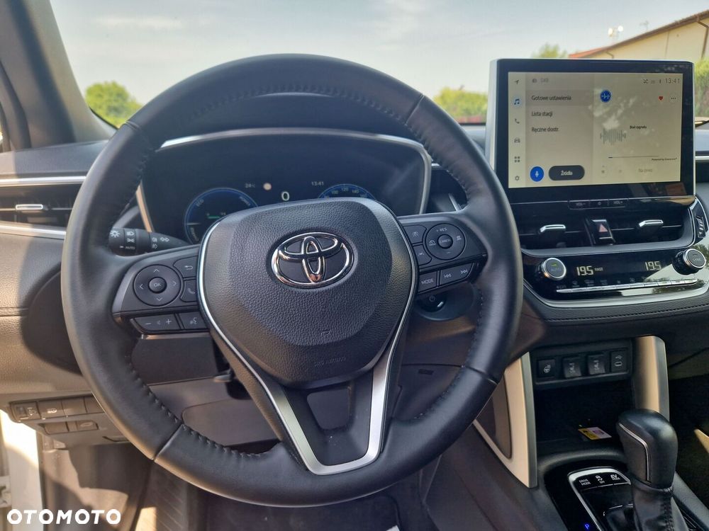 Toyota Corolla Cross - 19