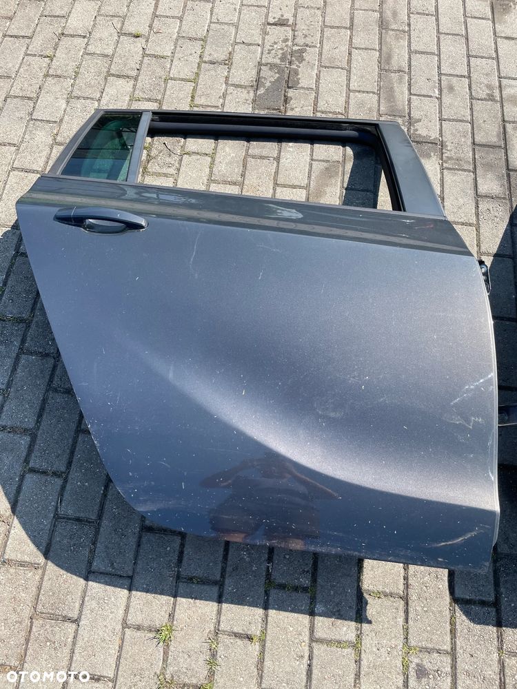 Opel Zafira C 11- drzwi prawe lewe tył tylne przód przednie kompletne BEZ RDZY Z190 - 2