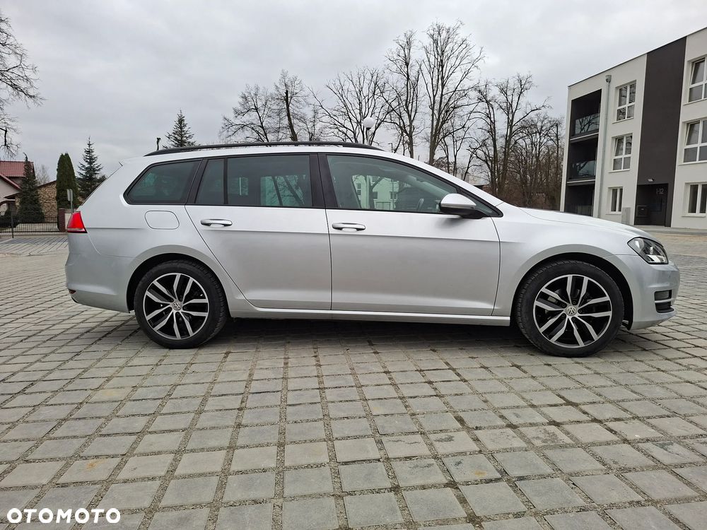 Volkswagen Golf 1.6 TDI BlueMotion Technology Comfortline - 5