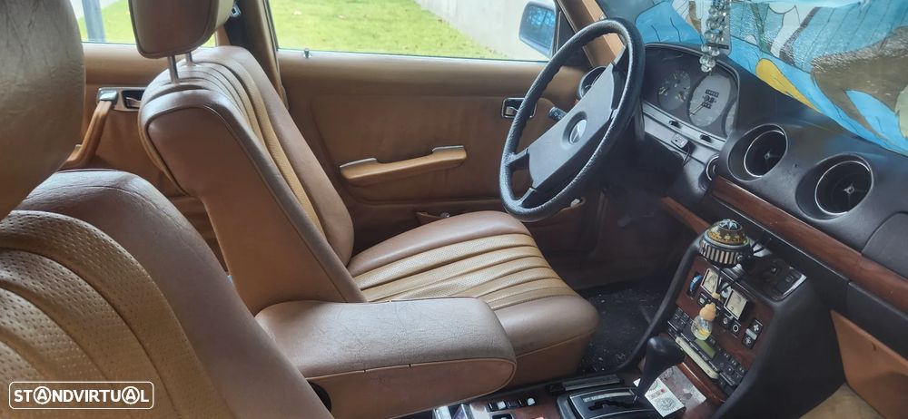 Mercedes-Benz W123 (1976-1986) - 11