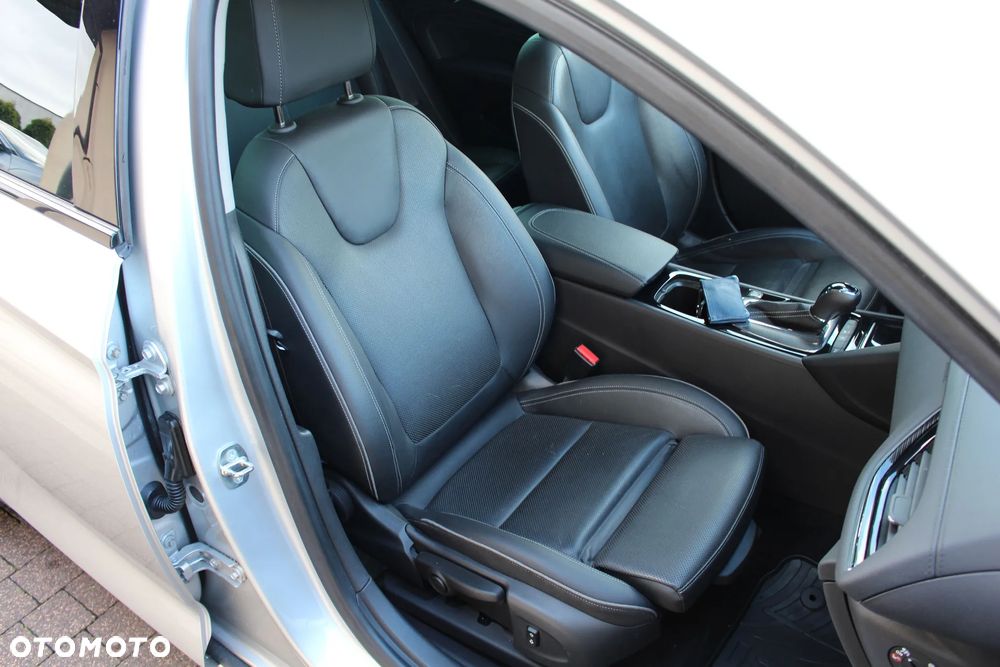 Opel Insignia Sport2.0 Direct InjTurbo 4x4 Exclusive - 14