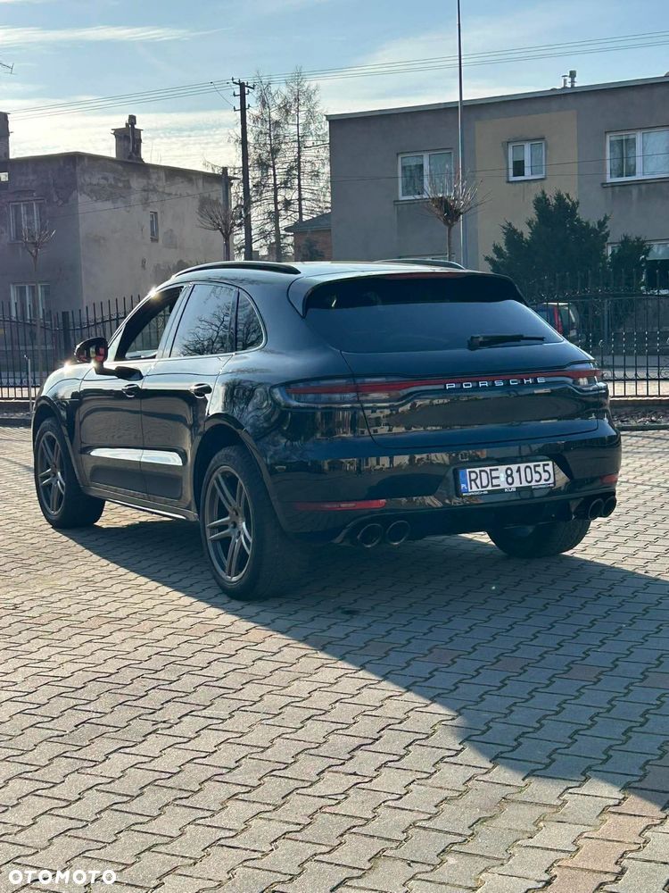 Porsche Macan - 16