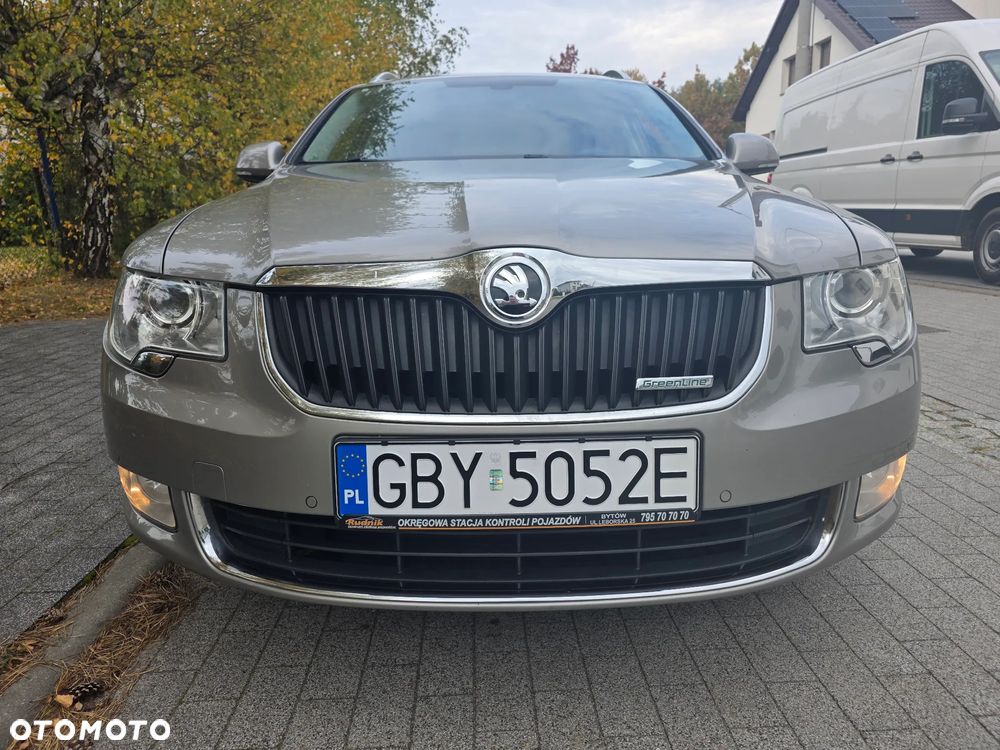 Skoda Superb Combi 1.6 TDI Green tec Ambition - 4
