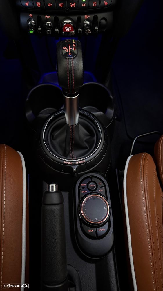 MINI Cabrio Cooper S Auto. Sidewalk - 31