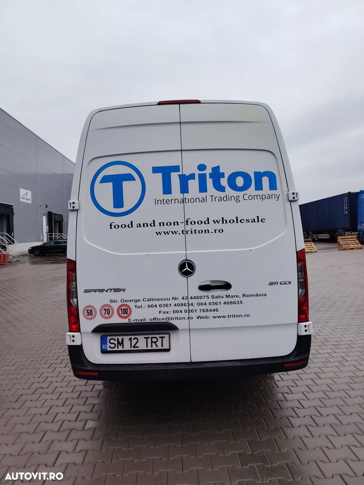 Mercedes-Benz SPRINTER 311 - 4