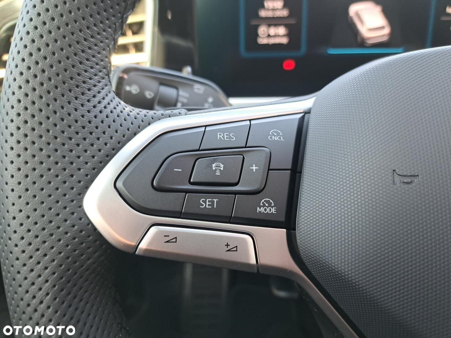 Volkswagen Passat - 27