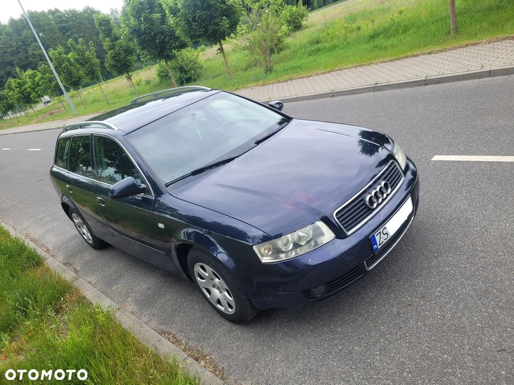 Audi A4 Avant - 4
