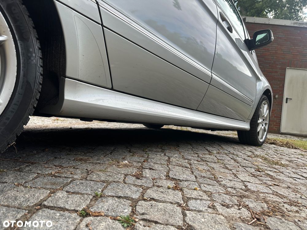 Mercedes-Benz Klasa B 160 BlueEFFICIENCY SPORT EDITION - 35