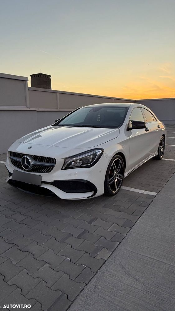 Mercedes-Benz CLA 200 - 1