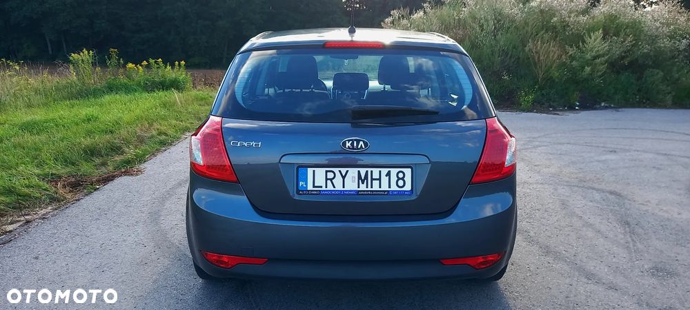 Kia Ceed 1.4 Comfort - 8