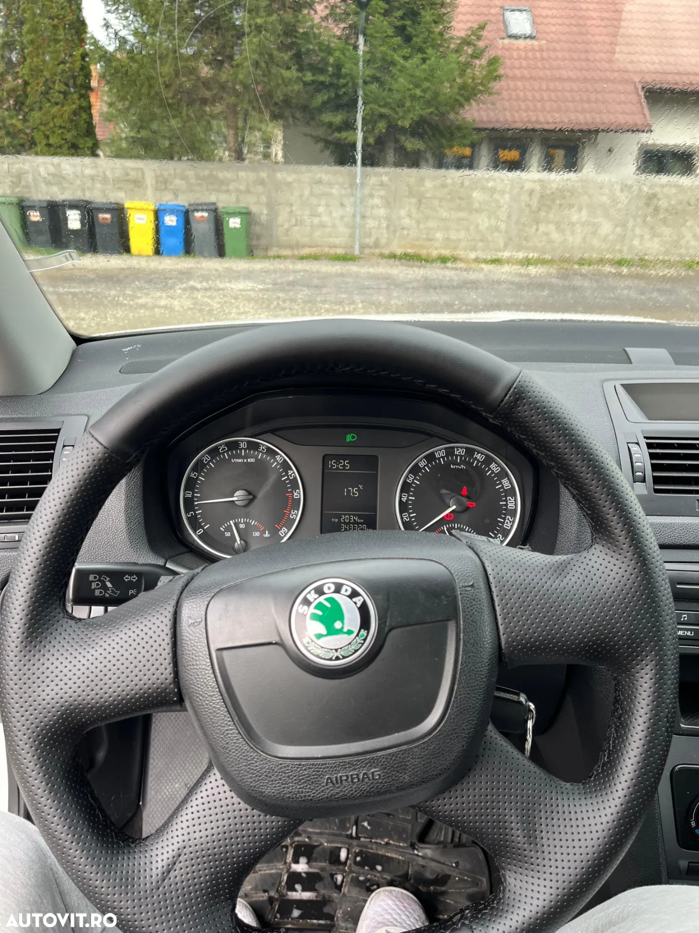 Skoda Octavia 1.6 TDI DPF Classic - 3