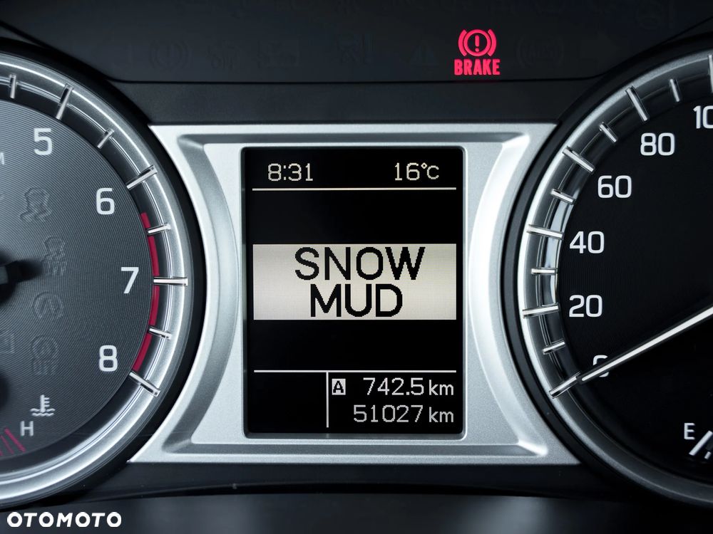 Suzuki Vitara 1.6 XLED 4WD - 24