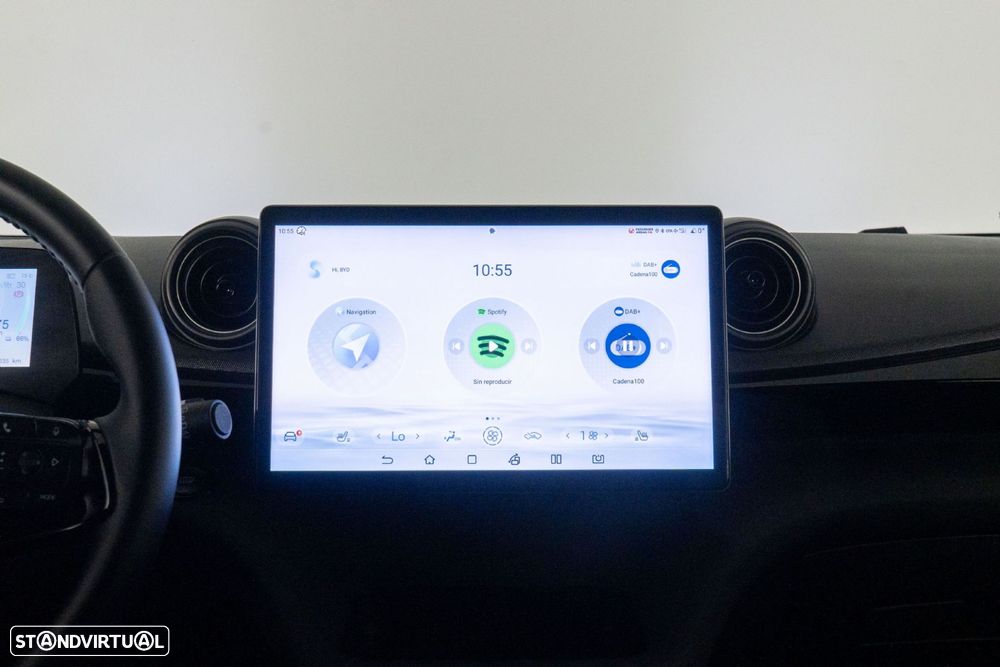 BYD Dolphin 60.4 kWh Design - 21