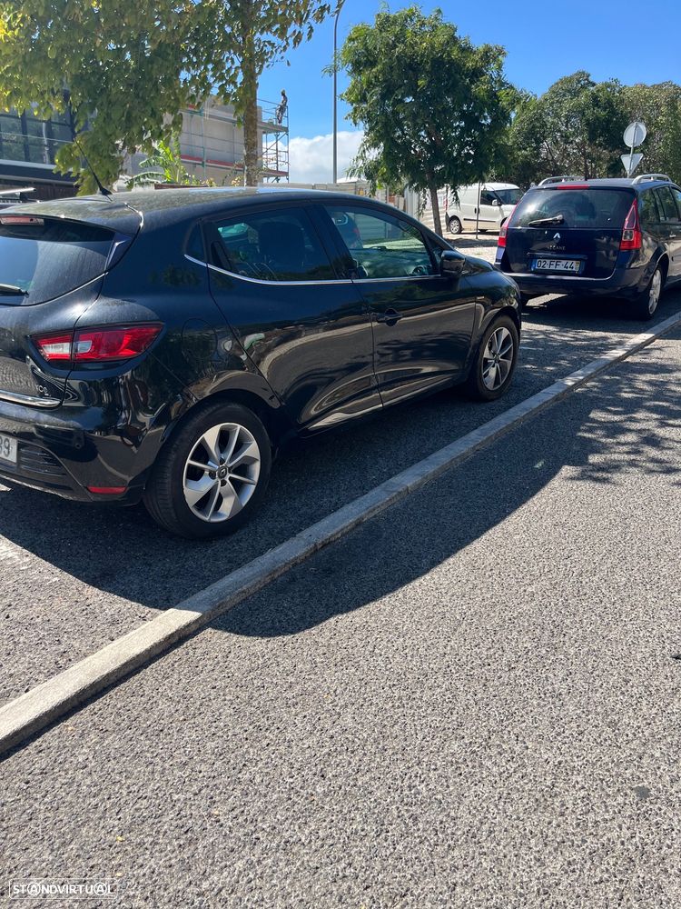 Renault Clio 0.9 TCe Limited - 1