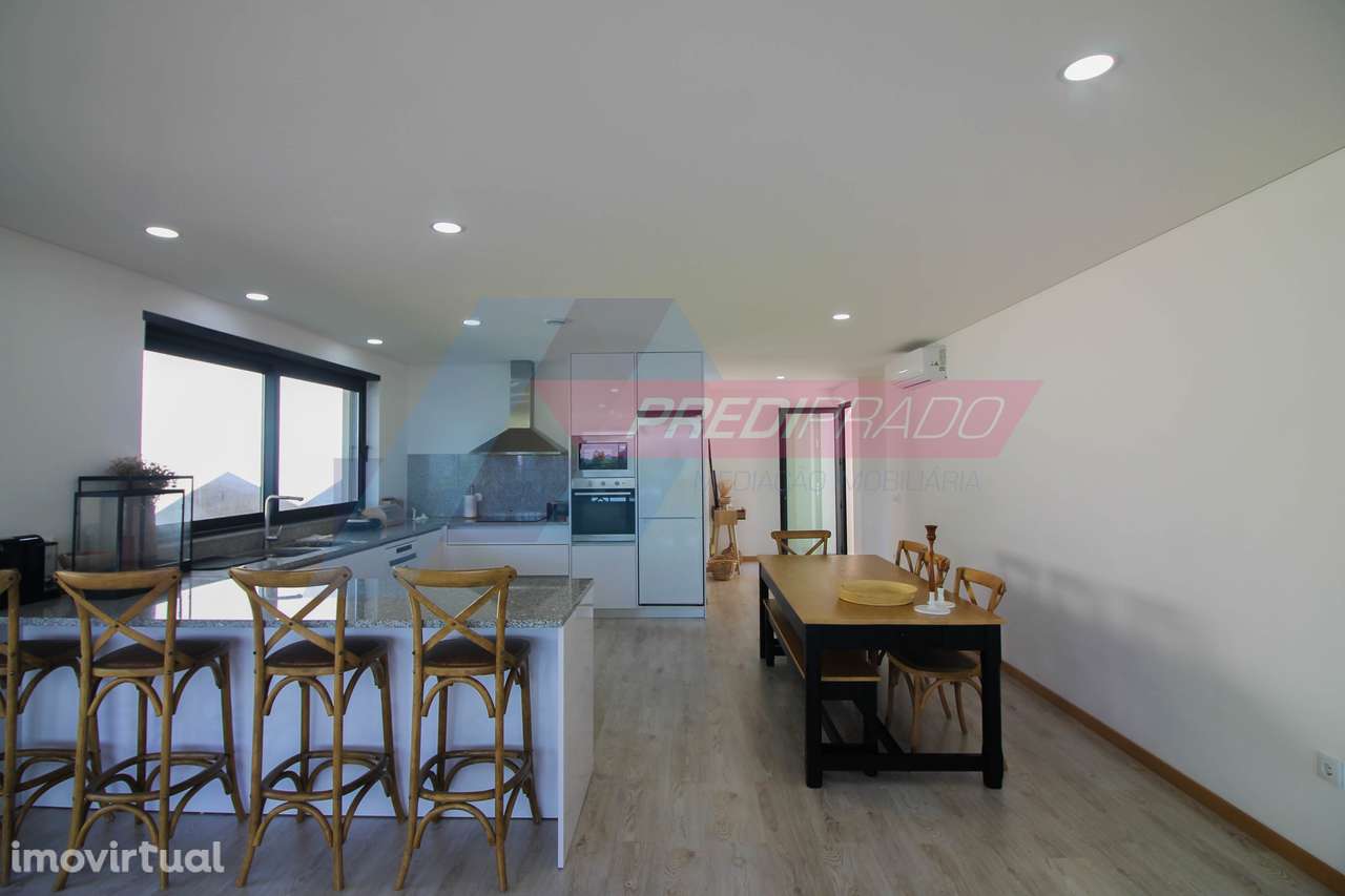 Magnifica Moradia T3 em Gondoriz, Terras de Bouro! - Grande imagem: 3/44