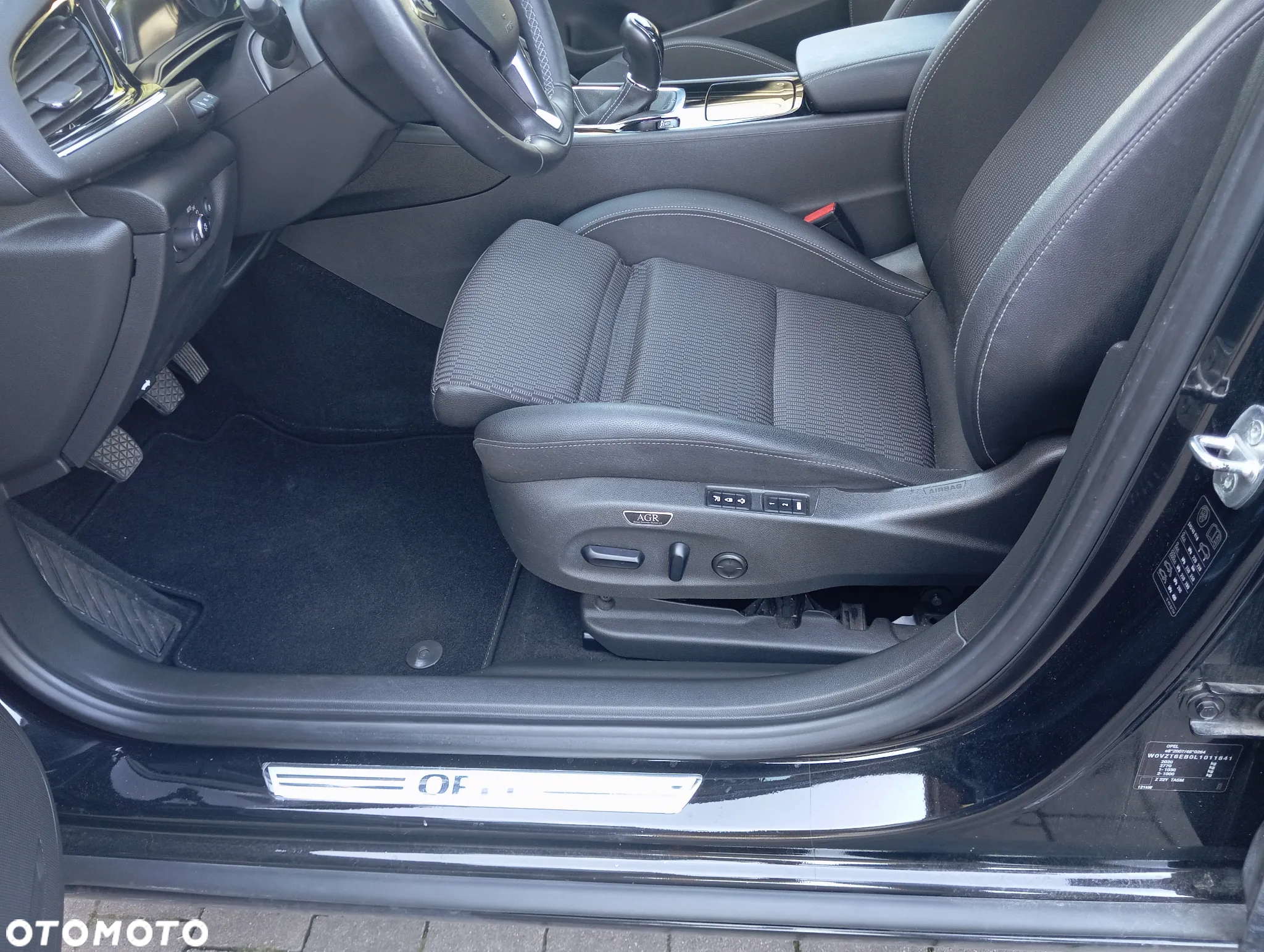 Opel Insignia 1.5 T Elite S&S - 15