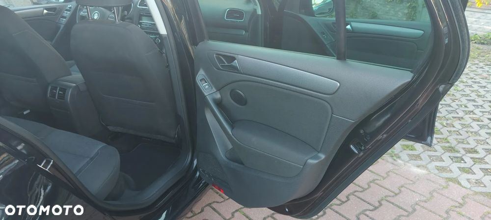 Volkswagen Golf 1.2 TSI BlueMotion Technology MATCH - 34