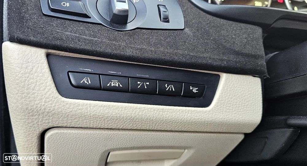 BMW 520 d Line Luxury Auto - 11