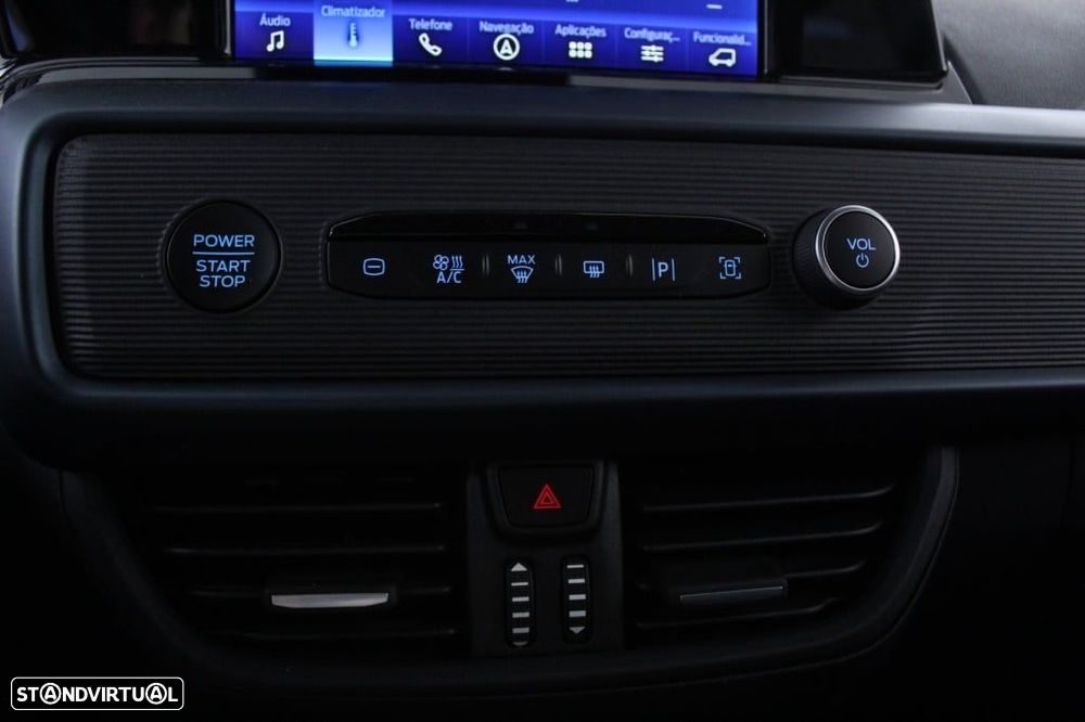 Ford Tourneo Courier 1.0 EcoBoost Active - 28