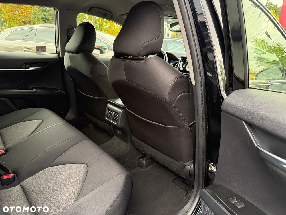 Toyota Camry 2.5 Hybrid Comfort CVT - 19