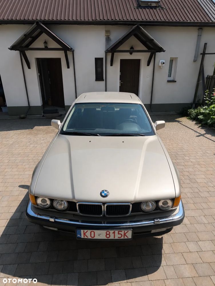 BMW Seria 7 750iL - 40