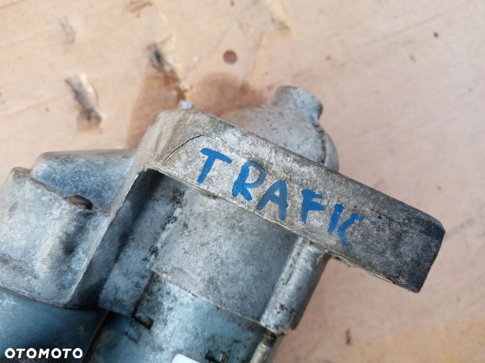 Rozrusznik starter silnika Renault Trafic III Vivaro B 1.6 DCI 233002889R--D 233002889R - 5