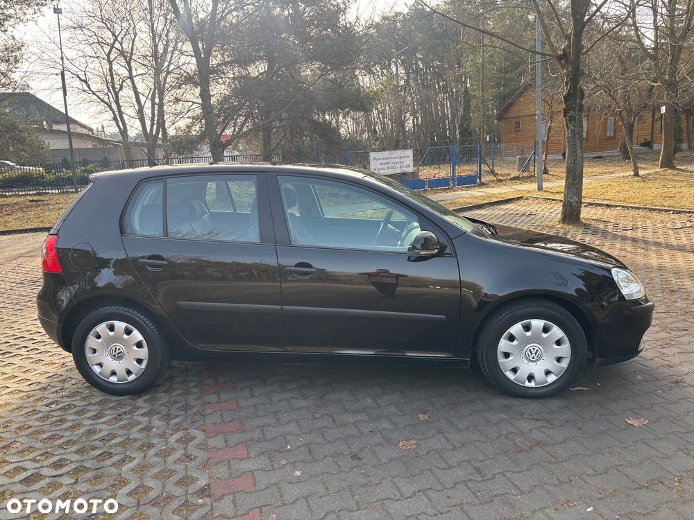 Volkswagen Golf - 9