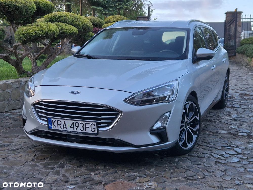Ford Focus 1.5 EcoBlue Start-Stopp-System TITANIUM DESIGN - 2
