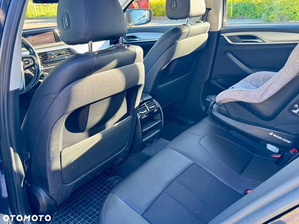 BMW Seria 5 520d Sport Line sport - 11
