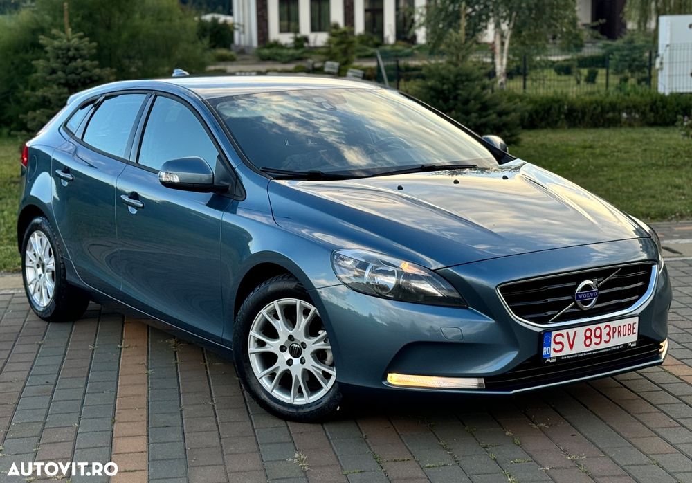 Volvo V40 D2 You - 4