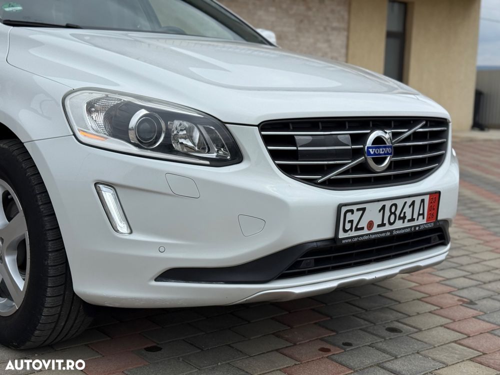 Volvo XC 60 D4 Geartronic Kinetic - 14