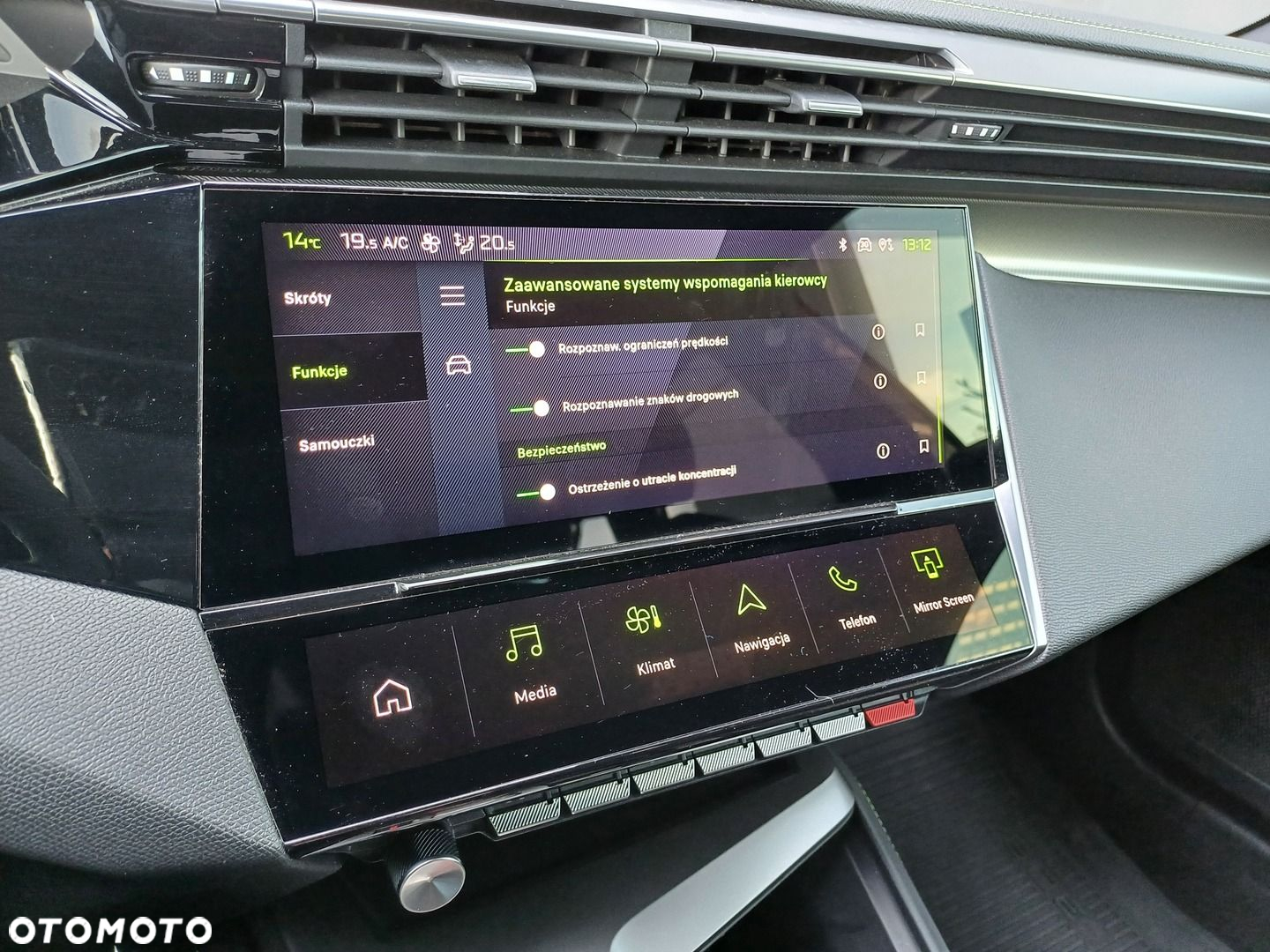 Peugeot 308 - 25