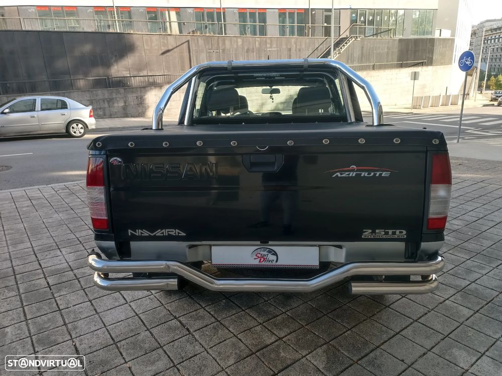 Nissan Pick Up 2.5 TD CD Navara - 9