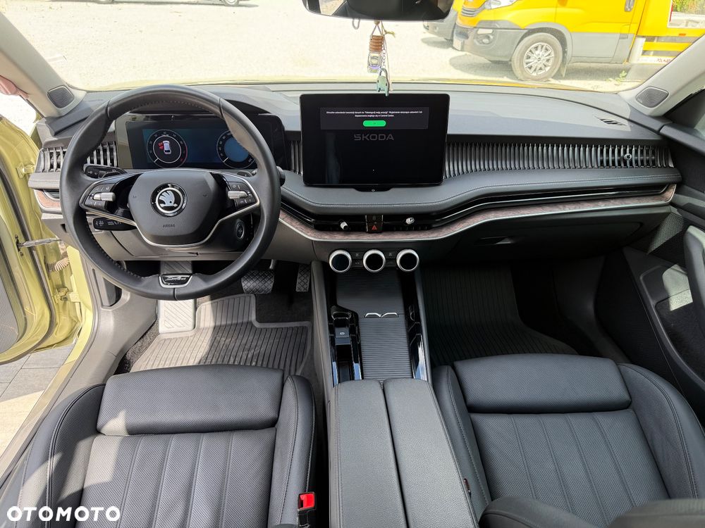 Skoda Superb 2.0 TSI 4x4 L&K DSG - 19