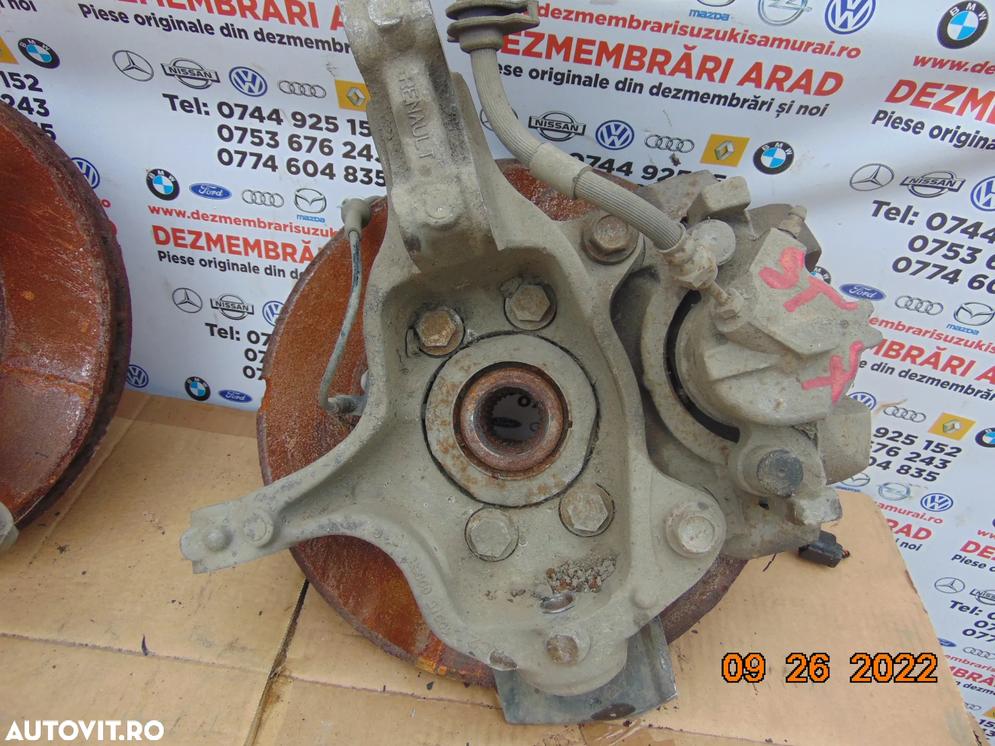 fuzeta Renault Latitude fuzete fata stanga dreapta dezmembrez - 2