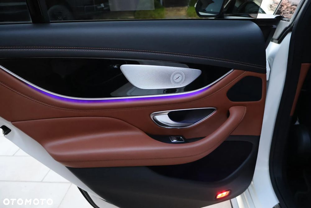 Mercedes-Benz AMG GT 43 4-Matic+ - 23