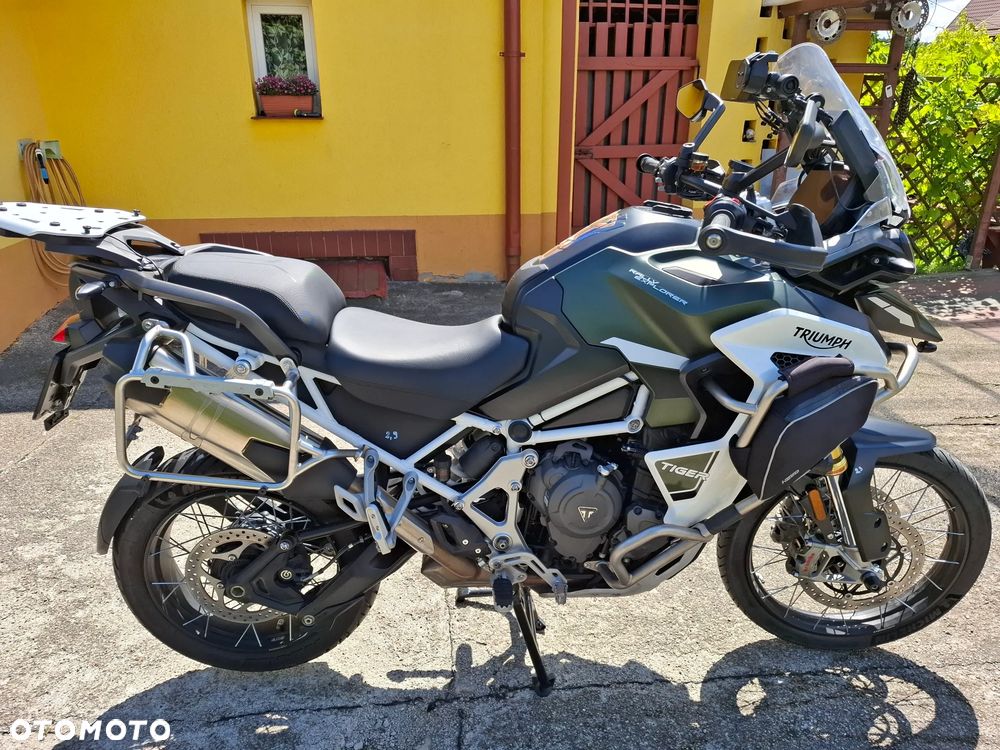 Triumph Tiger - 2