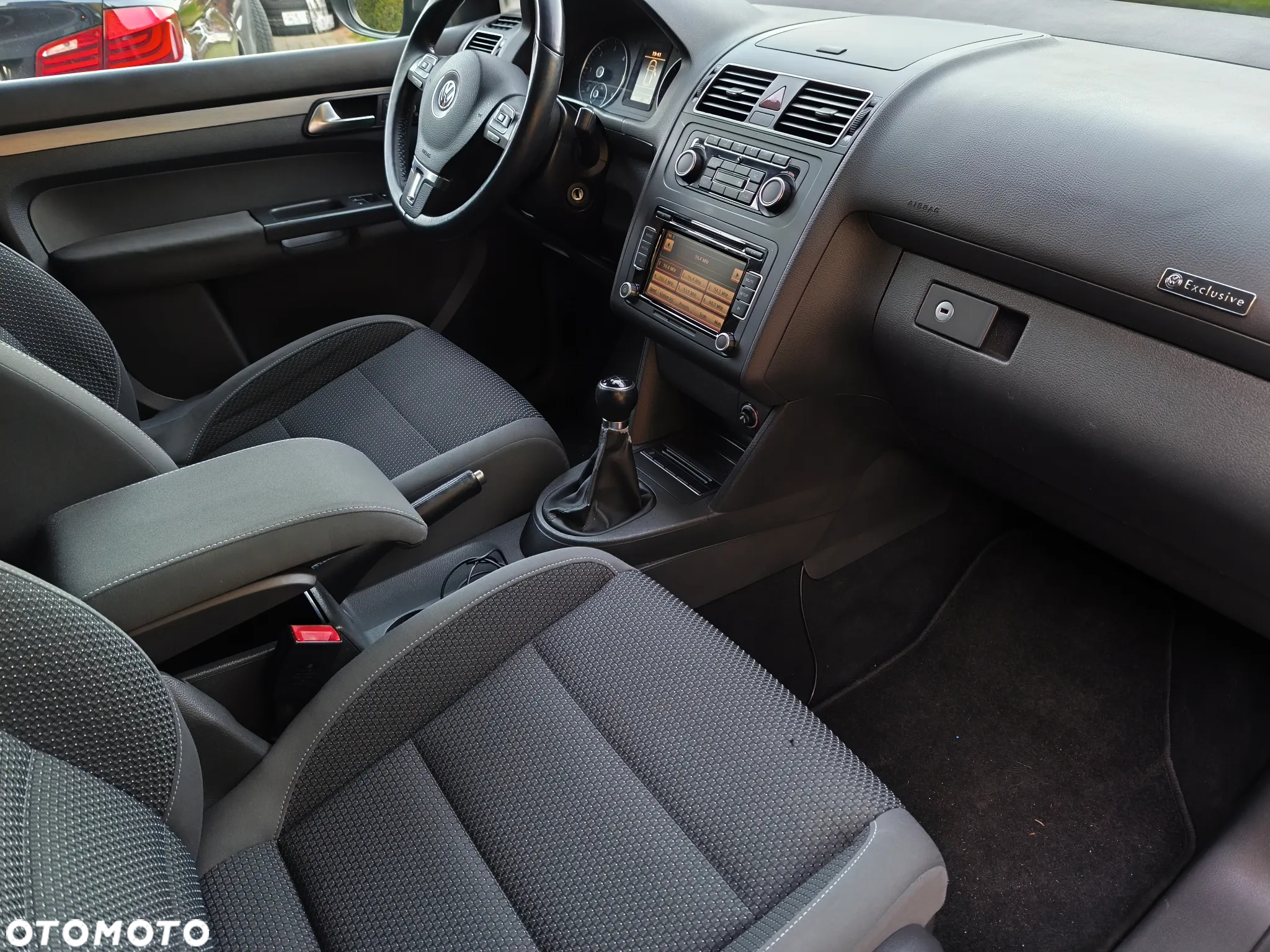Volkswagen Touran - 22