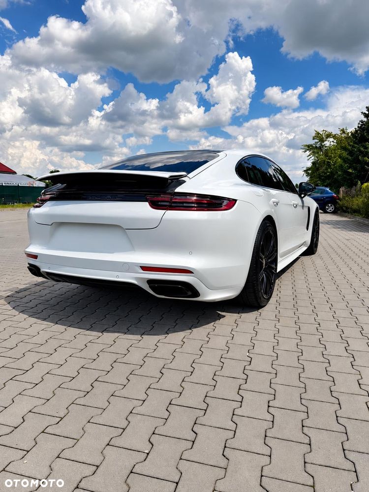 Porsche Panamera 4 Executive - 15