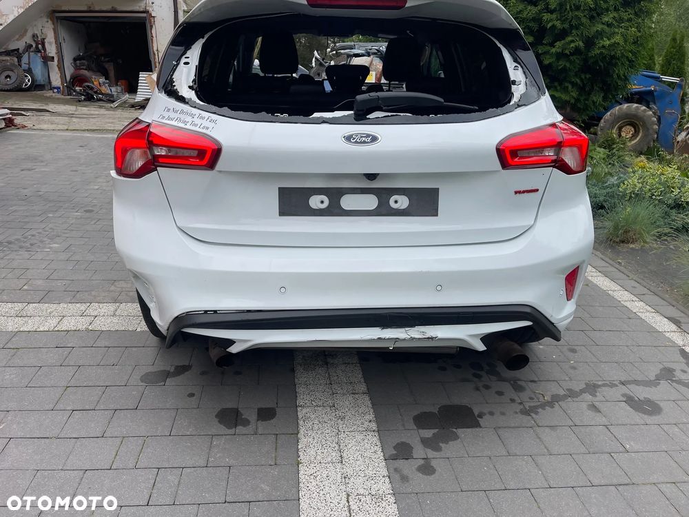 Ford Focus 2.3 EcoBoost S&S ST - 8