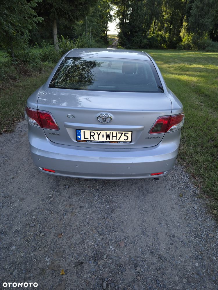 Toyota Avensis - 3