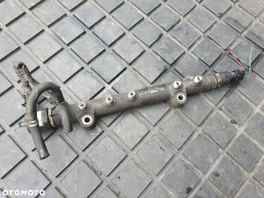 Toyota Yaris Szyna paliwowa LISTWA PALIWOWA 1.4 D4D  0281002626  0445214046 - 1