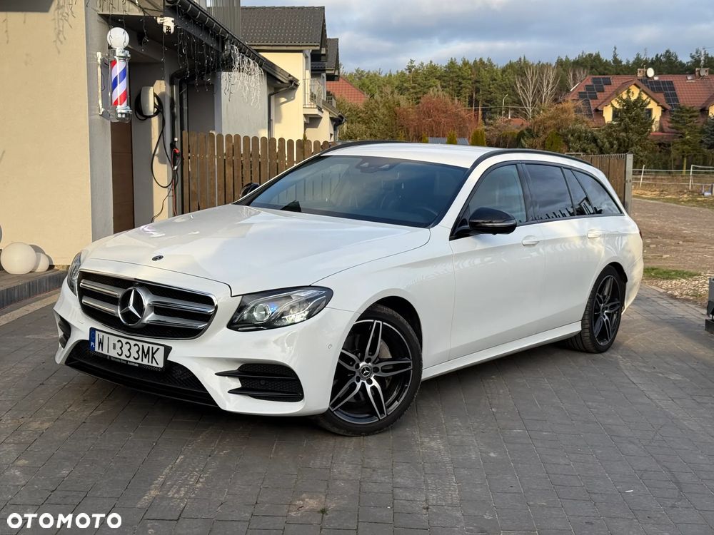Mercedes-Benz Klasa E 220 d 4-Matic 9G-TRONIC - 10