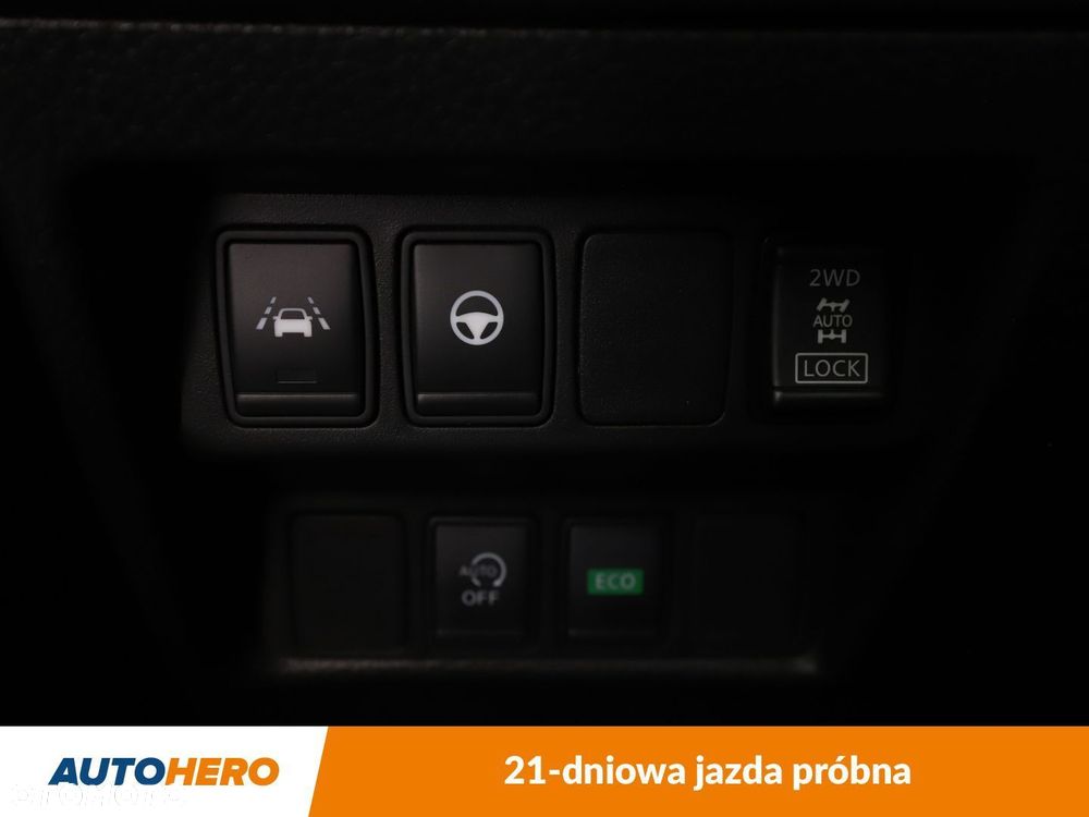 Nissan Qashqai 1.7 dCi 4x4 N-Connecta Xtronic - 29