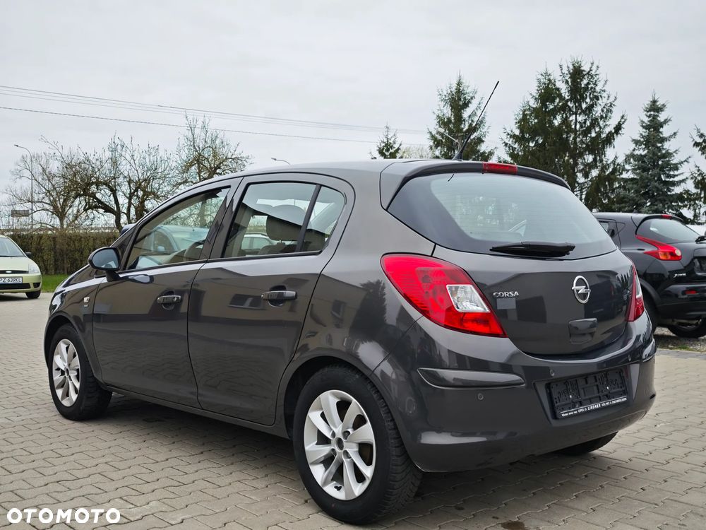 Opel Corsa 1.4 16V Energy - 10