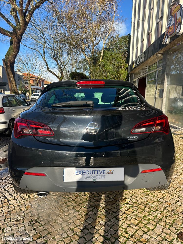 Opel Astra GTC 2.0 CDTi S/S 127g - 12