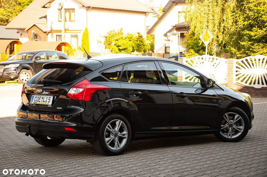 Ford Focus 1.0 EcoBoost Hybrid ACTIVE - 24