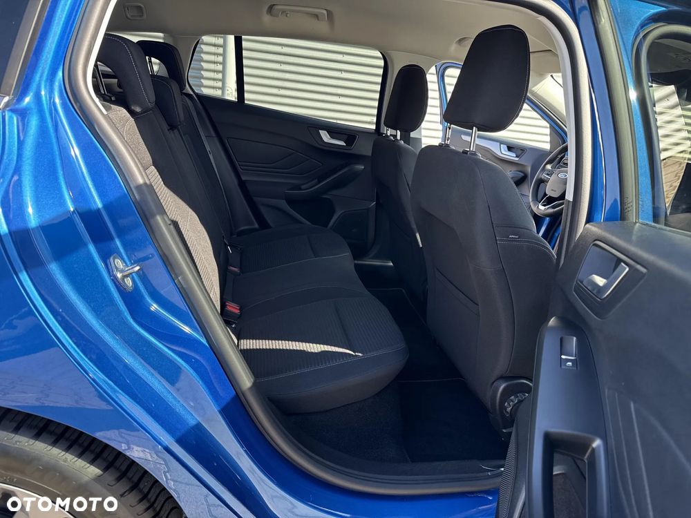 Ford Focus - 17