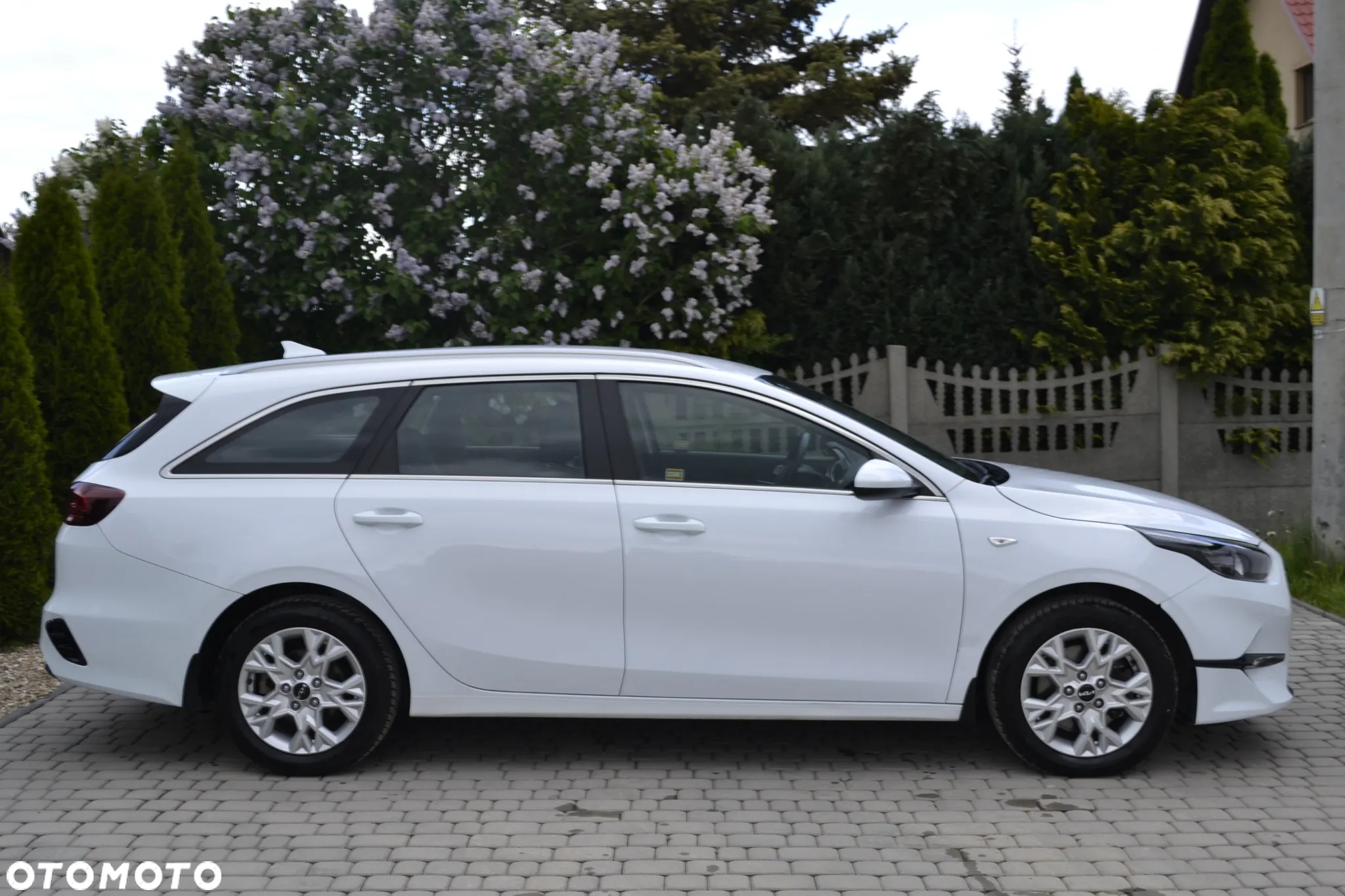 Kia Ceed 1.5 T-GDI M - 9