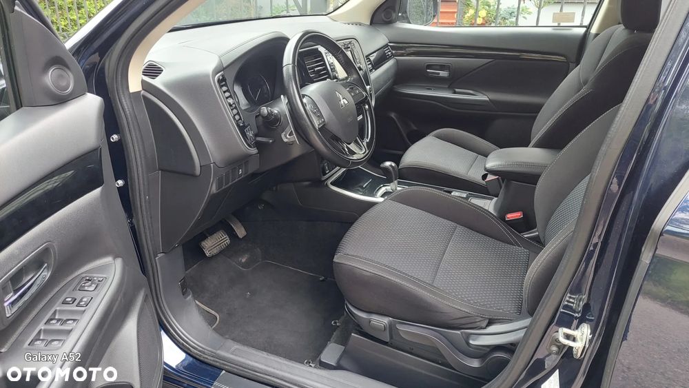 Mitsubishi Outlander - 6